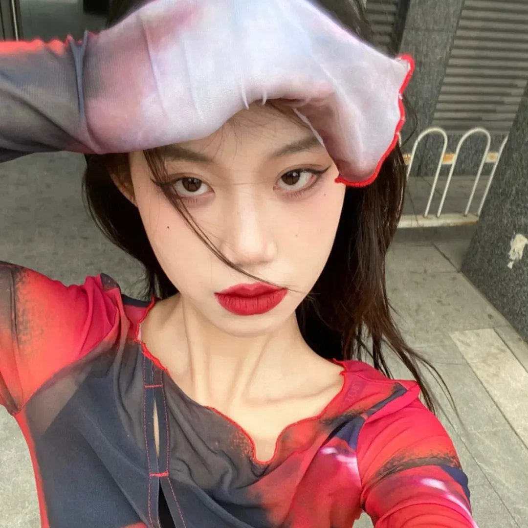 恐龙凶面目